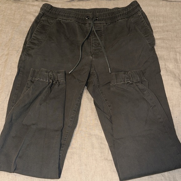 Gray Banana Republic Chino Joggers (32x32) - Picture 3 of 4